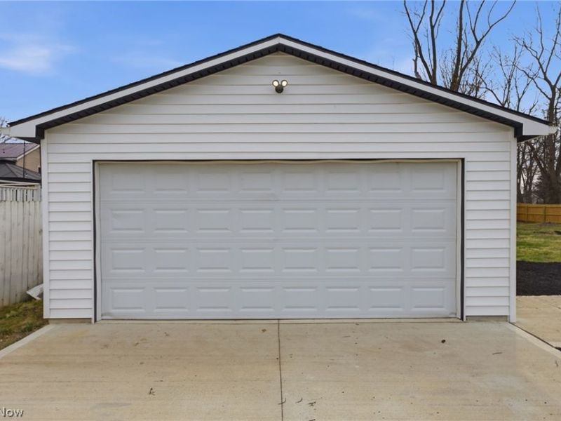 950 Park Avenue, Amherst, OH 44001 Photo 27