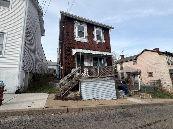 217 Kramer Way, Pittsburgh, PA 15211