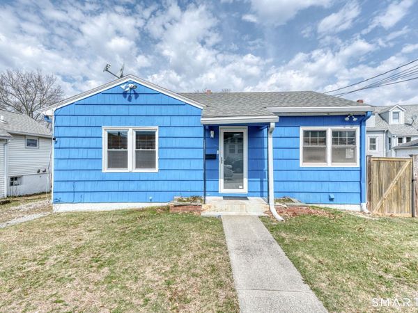 20 George, Groton, CT 06340