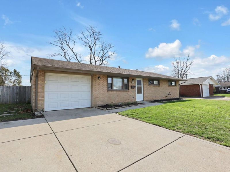 6767 Retton Road, Reynoldsburg, OH 43068 Photo 2