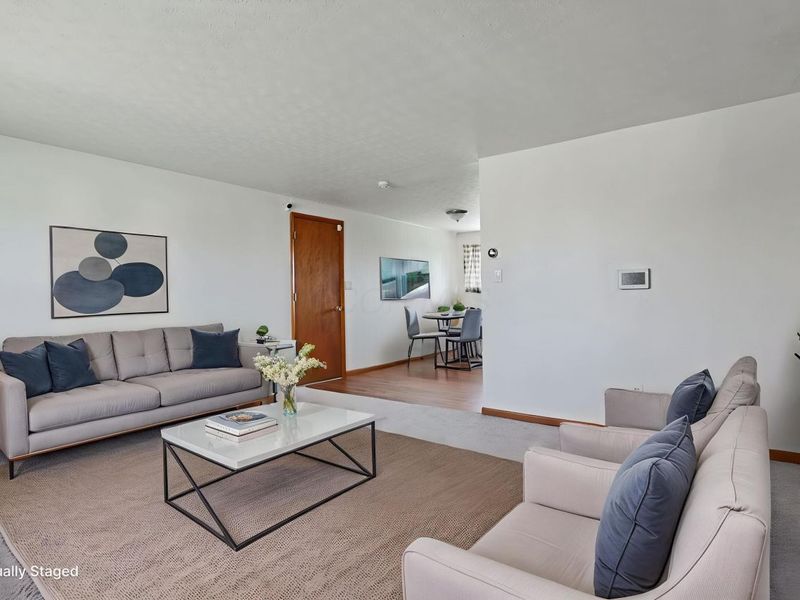 6767 Retton Road, Reynoldsburg, OH 43068 Photo 5