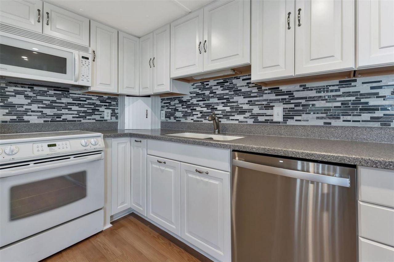 10100 Burnt Store Road , Unit 118, Punta Gorda, FL 33950 Photo