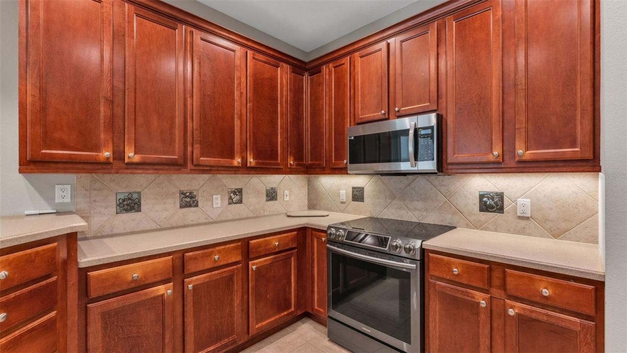 6883 Lacy Drive, Lakeland, FL 33813 Photo