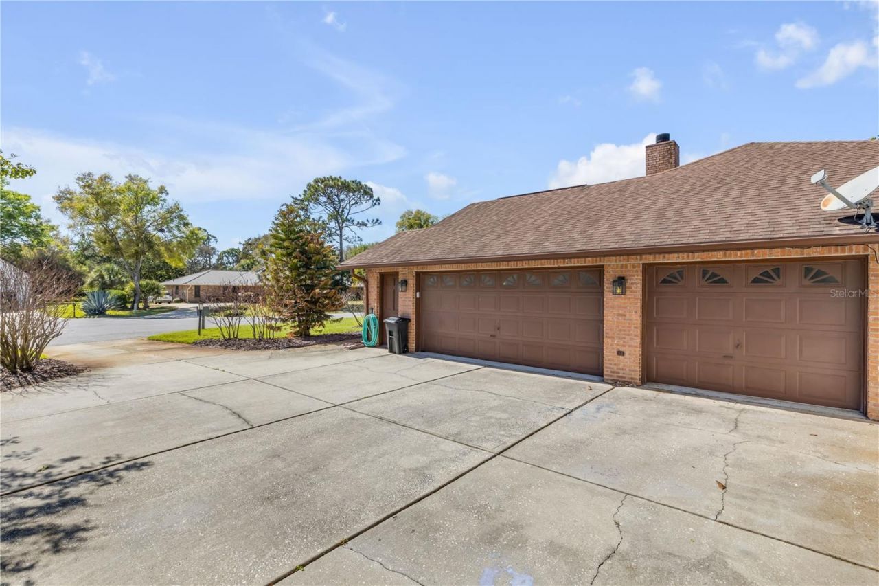 171 Live Oak Court, New Smyrna Beach, FL 32168 Photo
