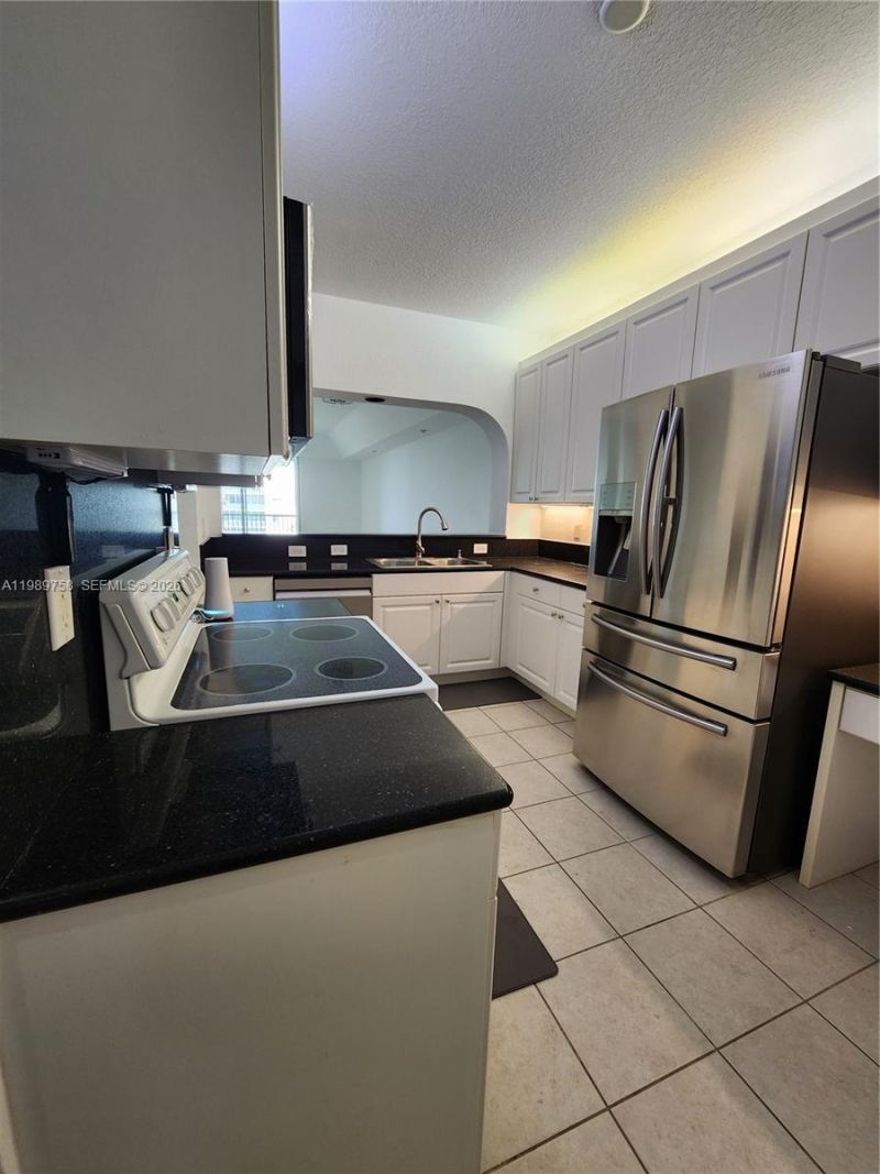 10710 NW 66th St , Unit 402, Doral, FL 33178 Photo