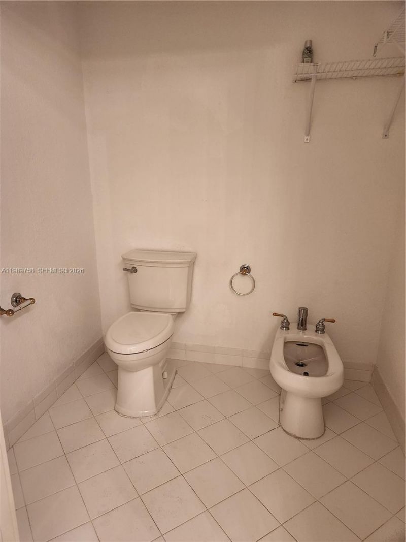 10710 NW 66th St , Unit 402, Doral, FL 33178 Photo