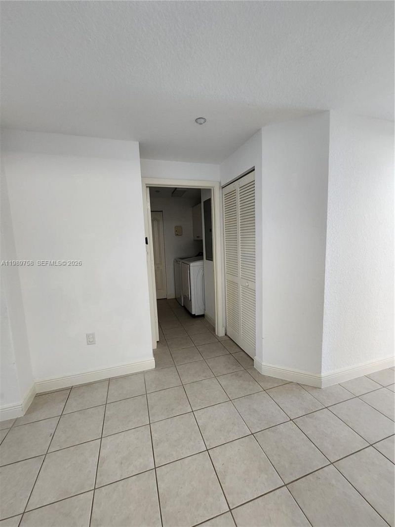 10710 NW 66th St , Unit 402, Doral, FL 33178 Photo