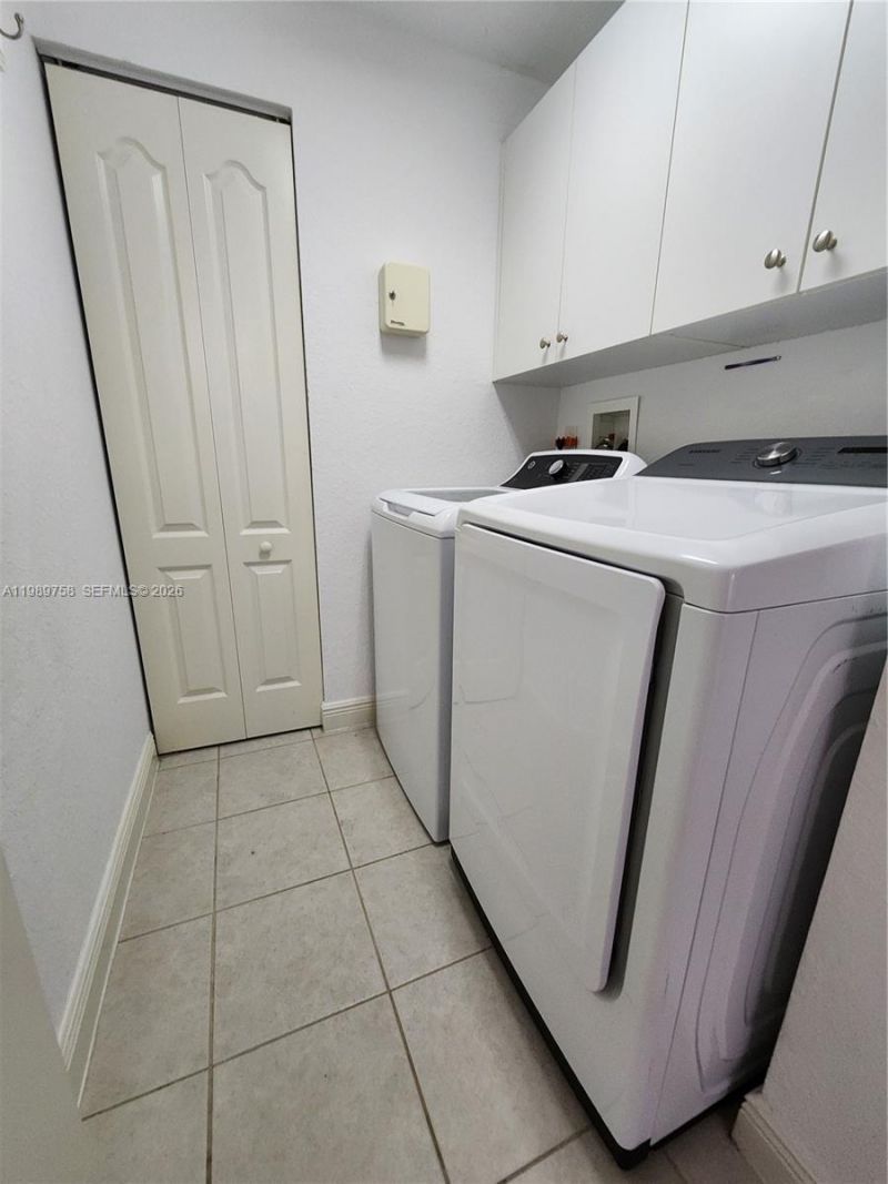 10710 NW 66th St , Unit 402, Doral, FL 33178 Photo