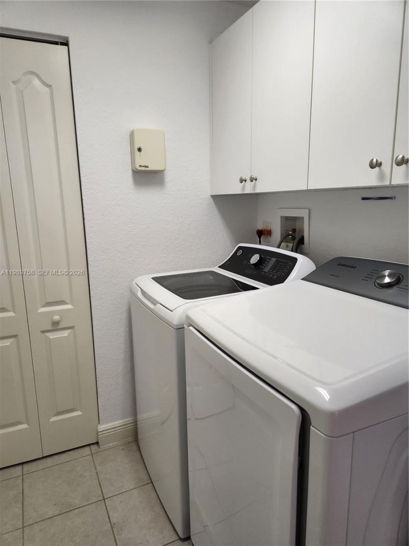 10710 NW 66th St , Unit 402, Doral, FL 33178 Photo