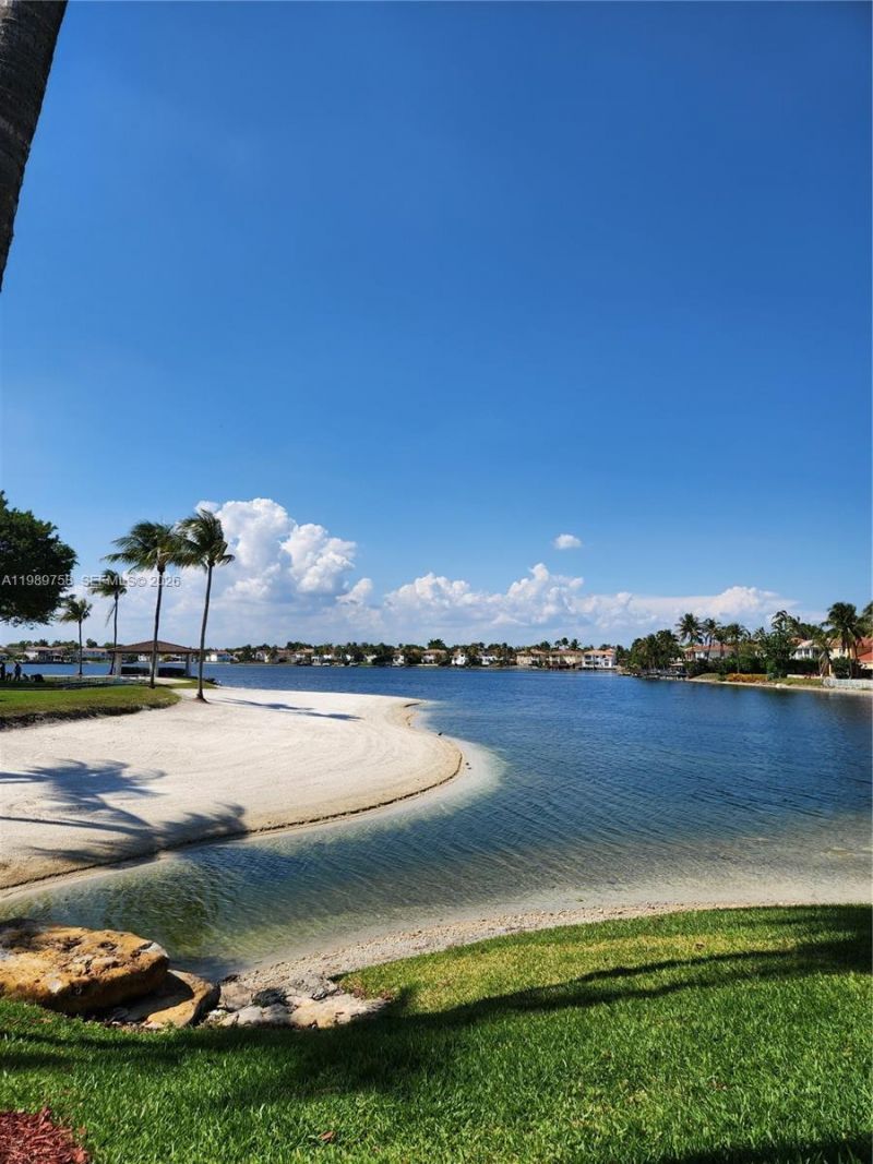 10710 NW 66th St , Unit 402, Doral, FL 33178 Photo