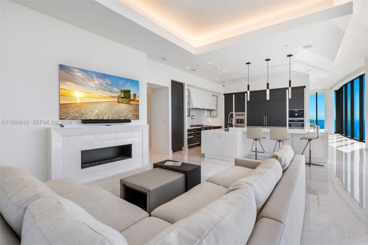 17901 Collins Ave , Unit 4507, Sunny Isles Beach, FL 33160 Photo