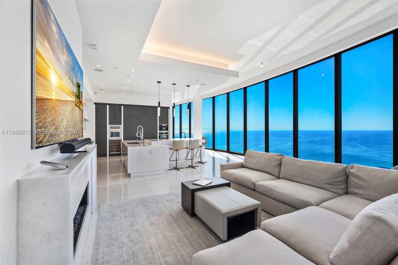 17901 Collins Ave , Unit 4507, Sunny Isles Beach, FL 33160 Photo