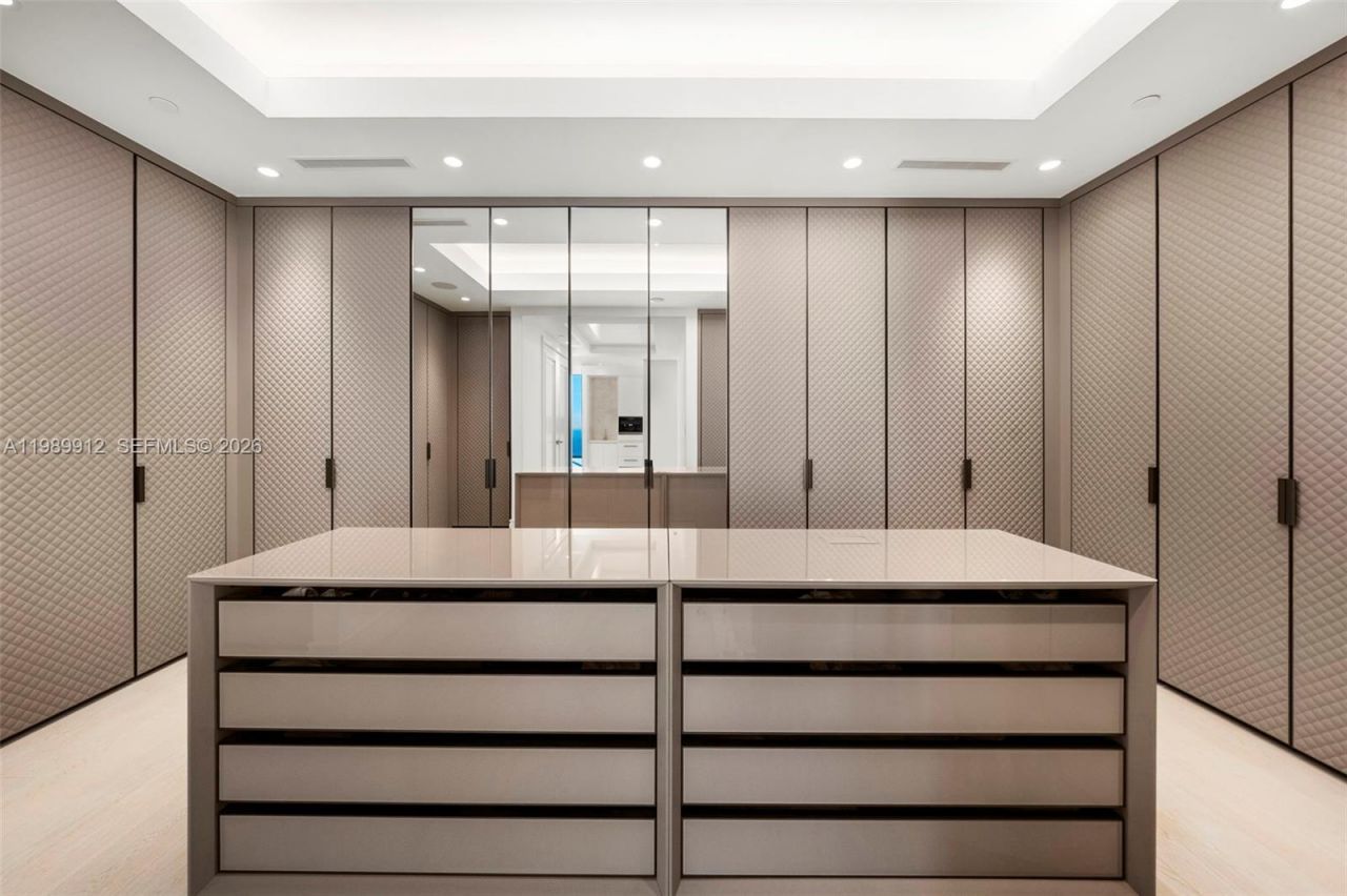 17901 Collins Ave , Unit 4507, Sunny Isles Beach, FL 33160 Photo