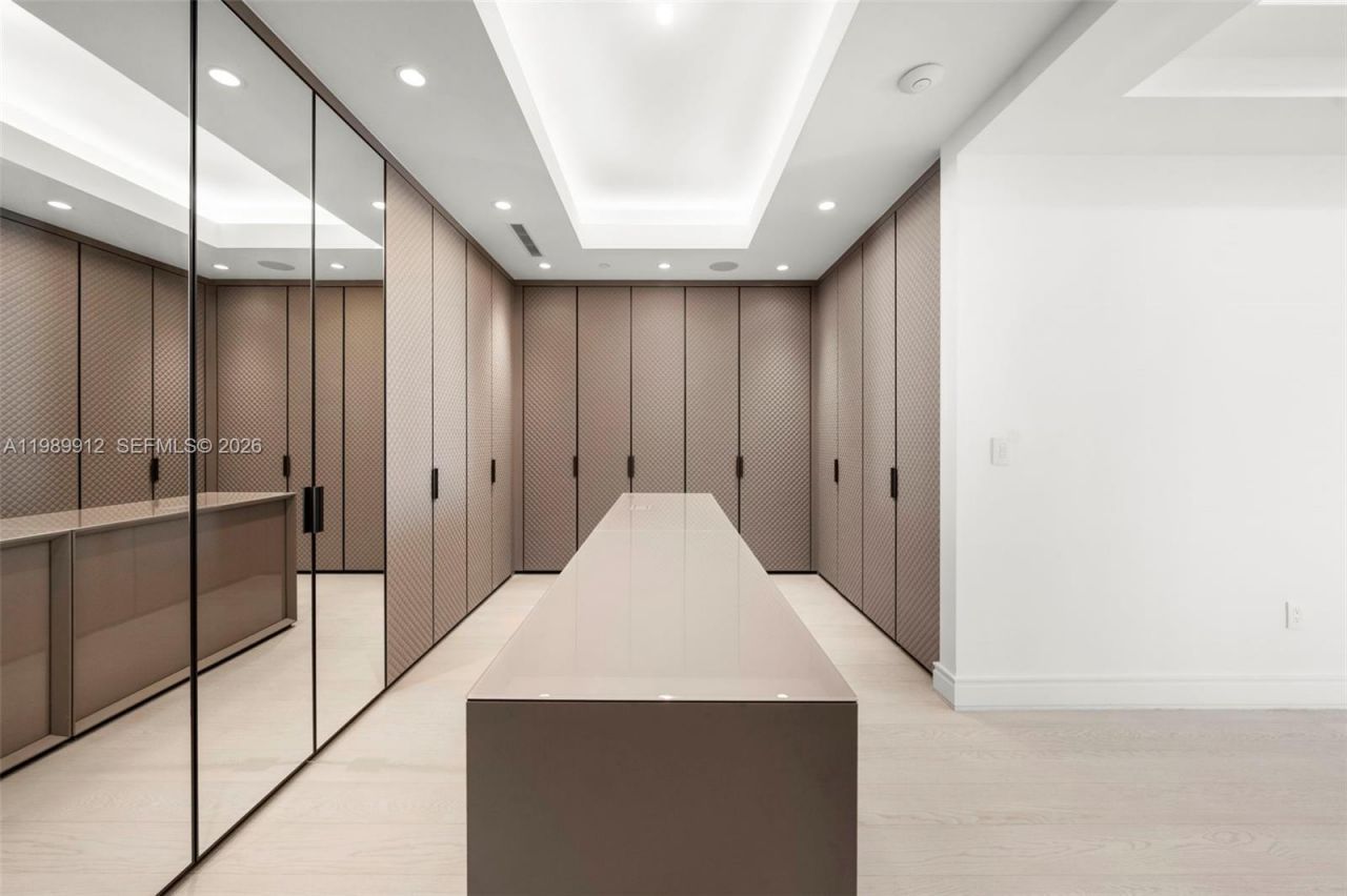 17901 Collins Ave , Unit 4507, Sunny Isles Beach, FL 33160 Photo