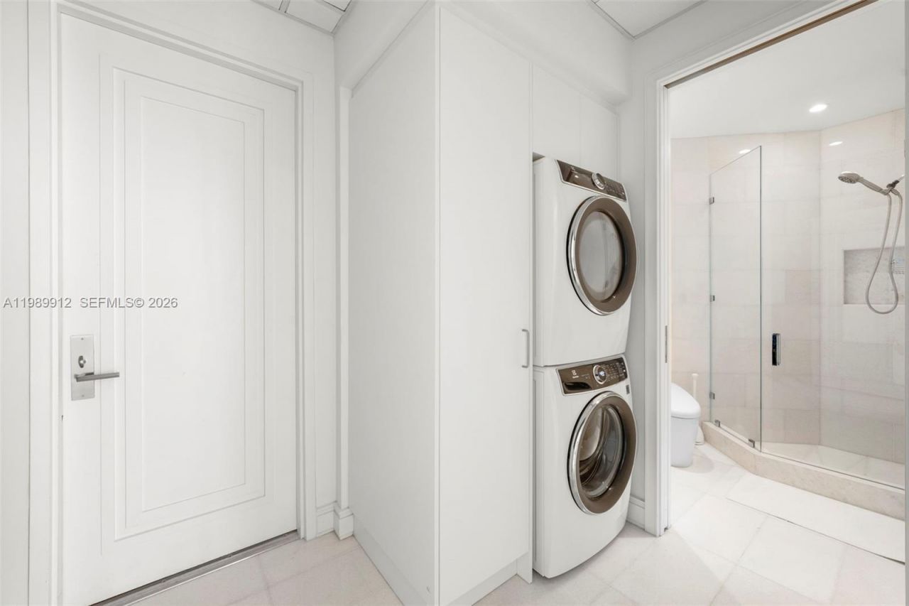 17901 Collins Ave , Unit 4507, Sunny Isles Beach, FL 33160 Photo