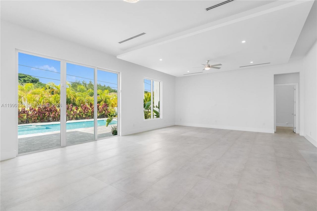 9895 NW 26th St, Doral, FL 33172 Photo