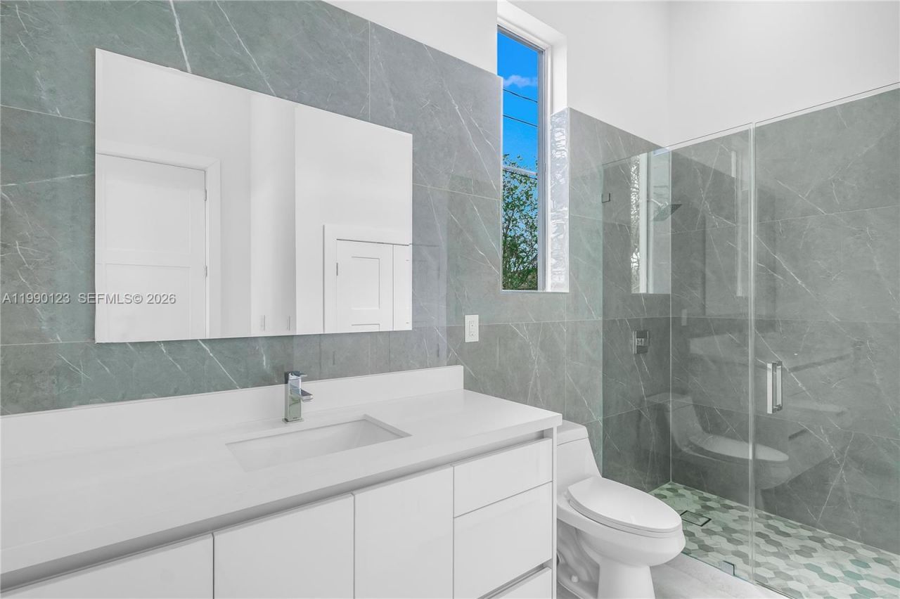 9895 NW 26th St, Doral, FL 33172 Photo