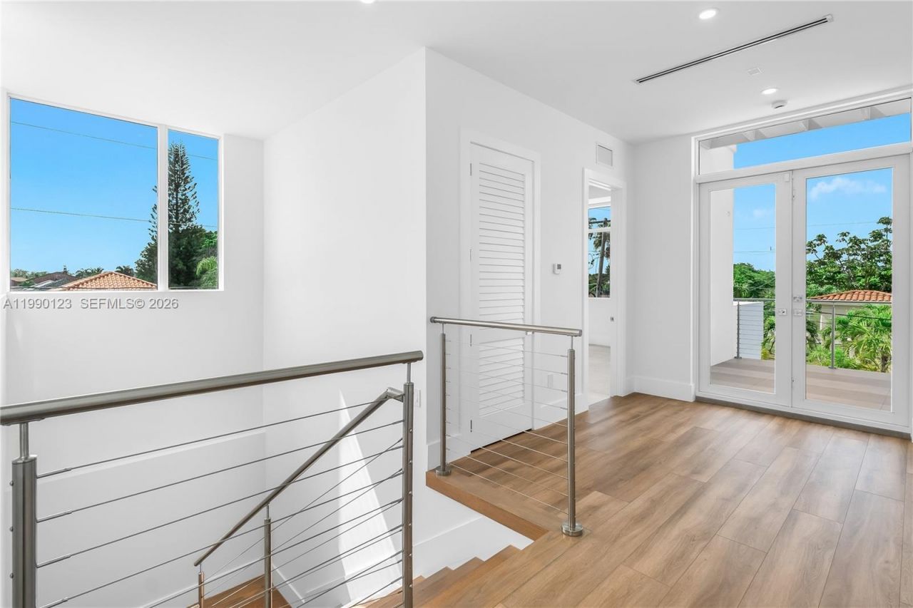 9895 NW 26th St, Doral, FL 33172 Photo