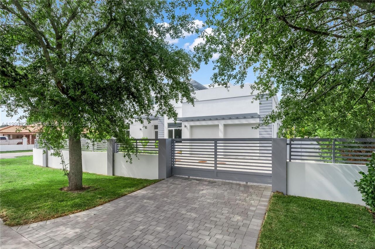 9895 NW 26th St, Doral, FL 33172 Photo