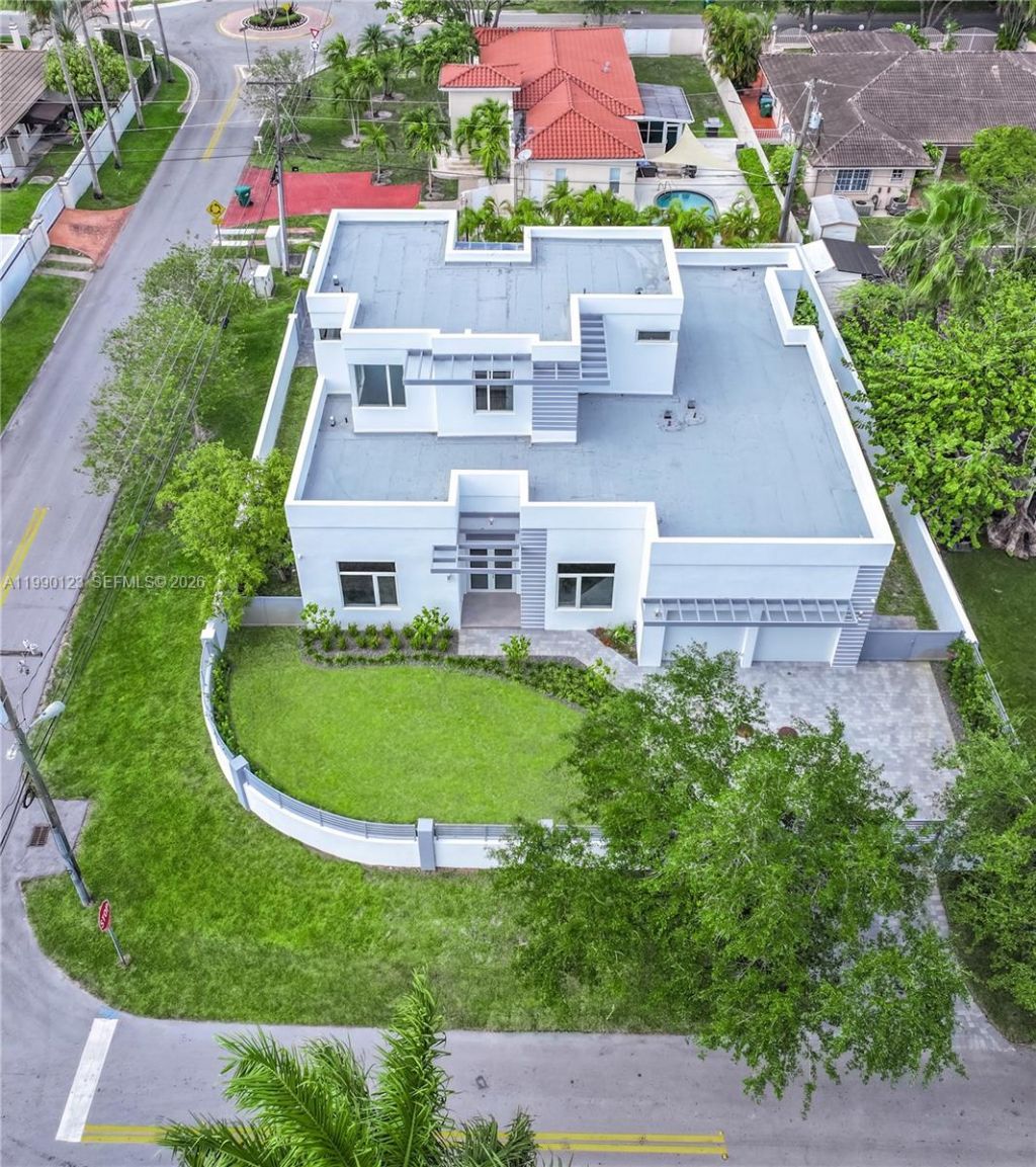 9895 NW 26th St, Doral, FL 33172 Photo