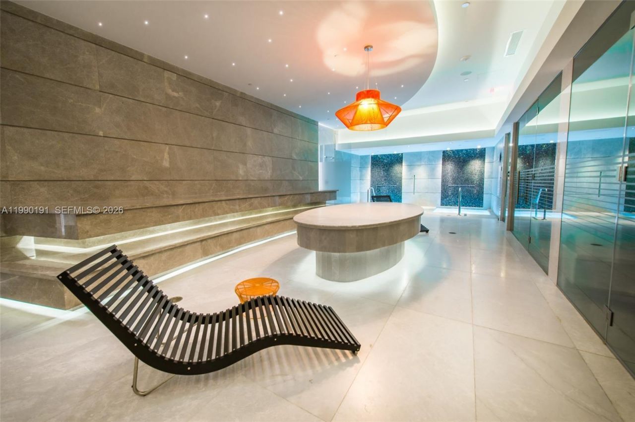 1010 Brickell Av , Unit 4203, Miami, FL 33131 Photo