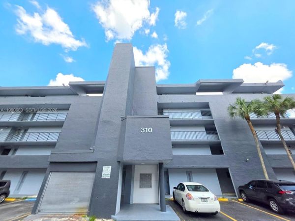 310 Fontainebleau Blvd , Unit 506, Miami, FL 33172