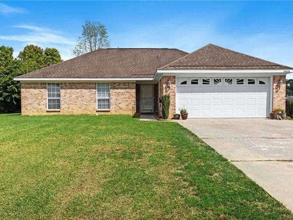 23550 Harvest Creek Drive, Robertsdale, AL 36567