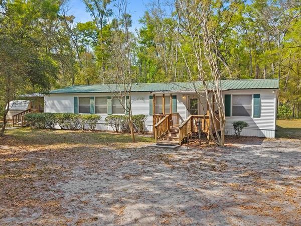 117 NE 249th Ave, Old Town, FL 32680