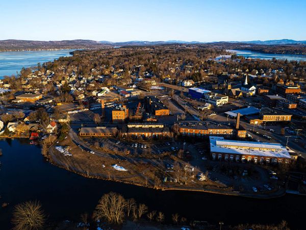 20 Baldwin Street, Laconia, NH 03246