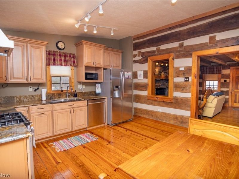 34670 Nelson Drive, Piedmont, OH 43983 Photo 6