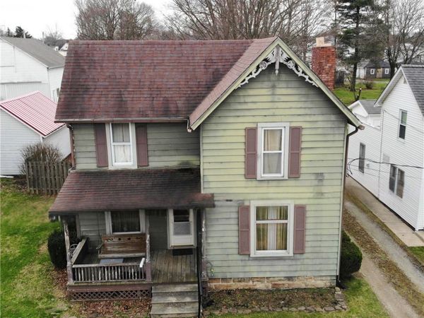 74 E Whitney Avenue, Shelby, OH 44875