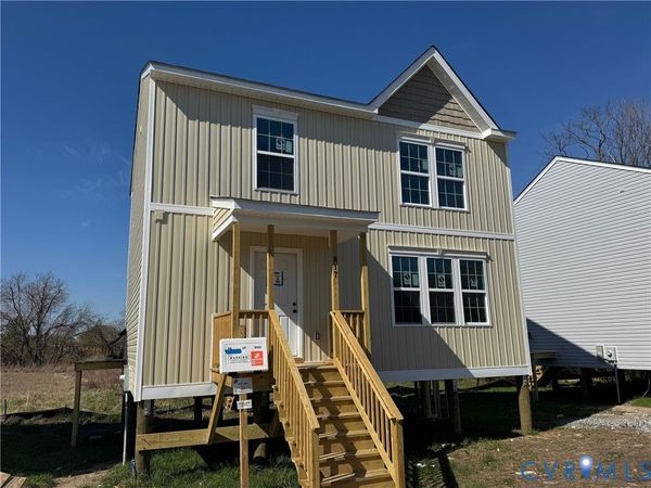 817 Kirby Street, West Point, VA 23181