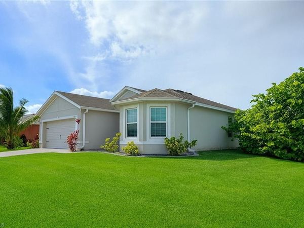 2220 NE 5th AVE, CAPE CORAL, FL 33909