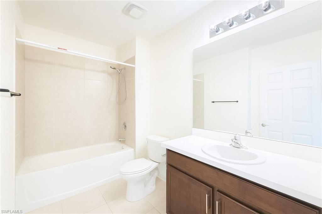 2220 NE 5th Ave, Cape Coral, FL 33909 Photo