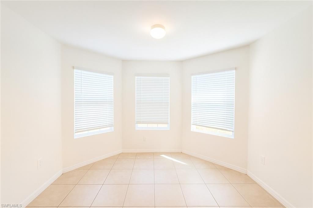 2220 NE 5th Ave, Cape Coral, FL 33909 Photo