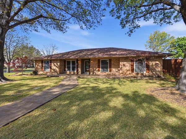 101 Baird Circle, Highland Village, TX 75077