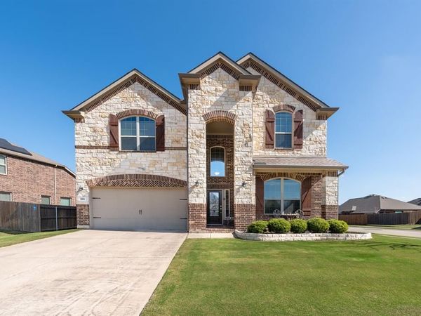 200 Baldwin Drive, Fate, TX 75189
