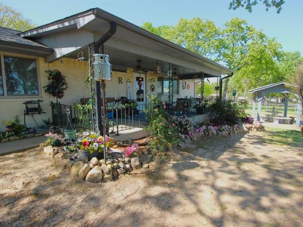 205 Mason Drive, Seven Points, TX 75143