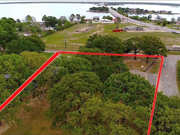 205 Mason Drive, Seven Points, TX 75143