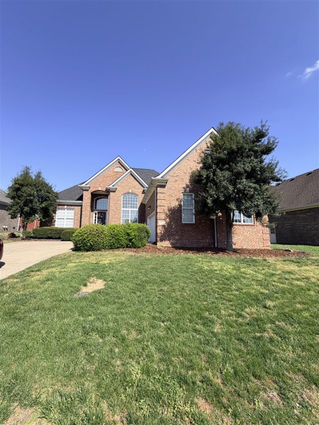 2718 Ashgate Drive, Bowling Green, KY 42104 Main Photo