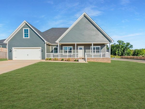 754 Denver Lane , Bowling Green, KY 42103