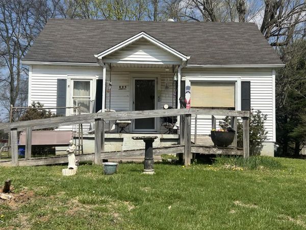 805 E Cedar Street, Franklin, KY 42134