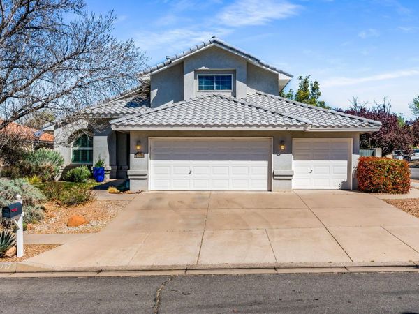 8717 Greenarbor Road NE, Albuquerque, NM 87122