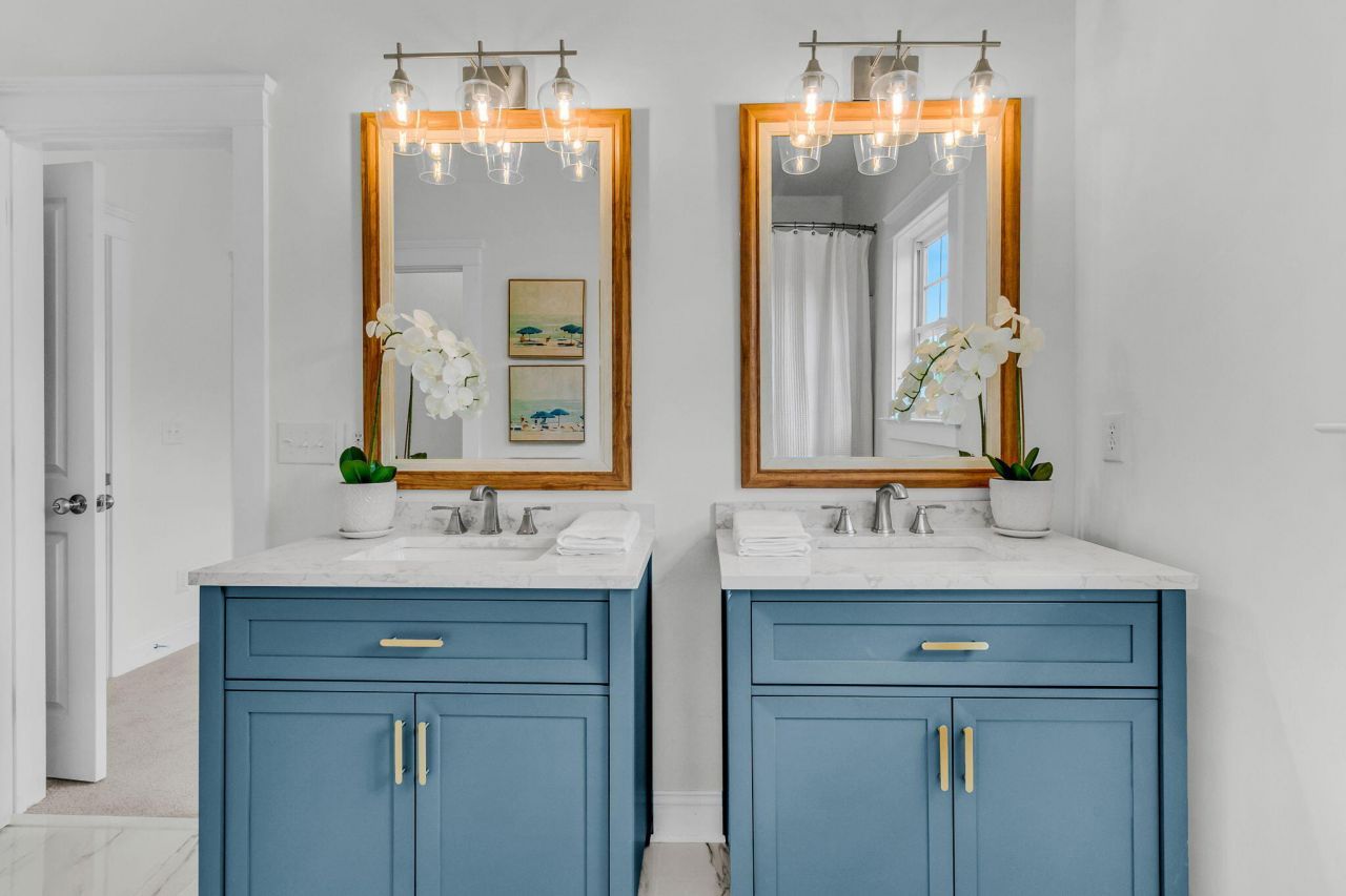 204 Hydrangea Street Photo 20