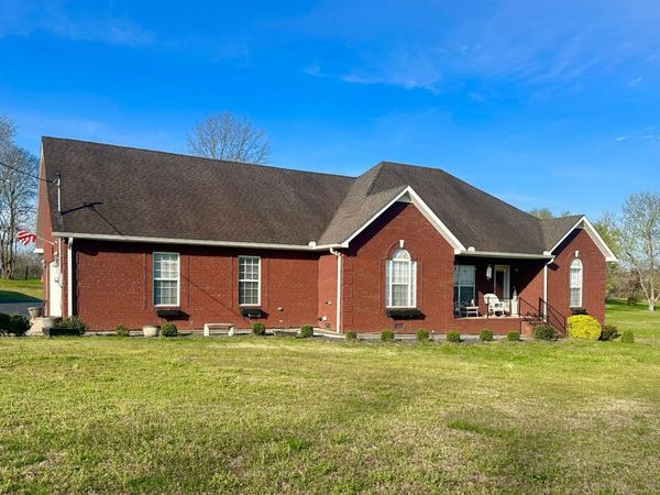 104 Redbud Dr , Shelbyville, TN 37160