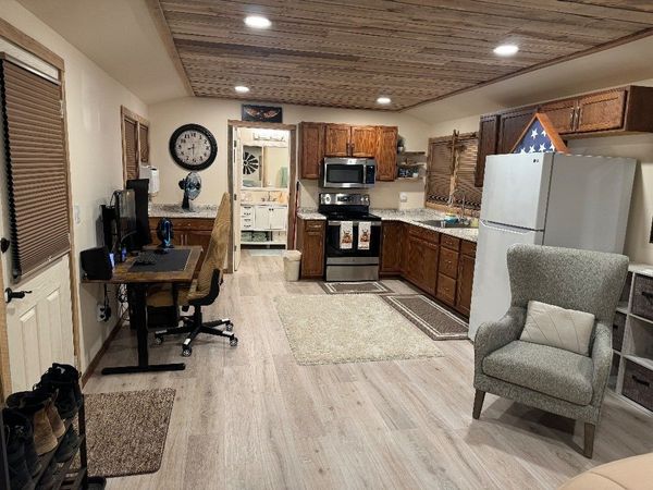 165 Haze Hyde Hollow Rd , Bethpage, TN 37022