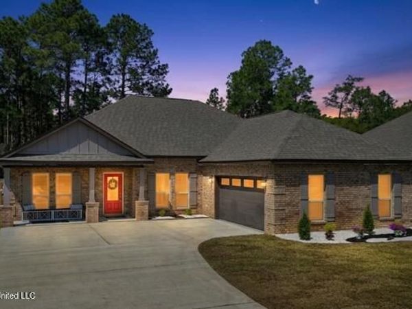 6626 Sugarcane Circle, Ocean Springs, MS 39564