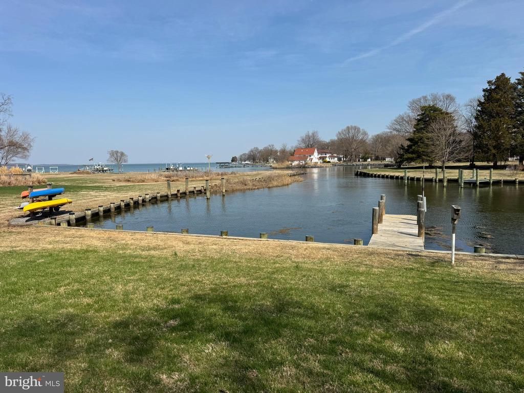 1268 HAYES ROAD, SHADY SIDE, MD 20764