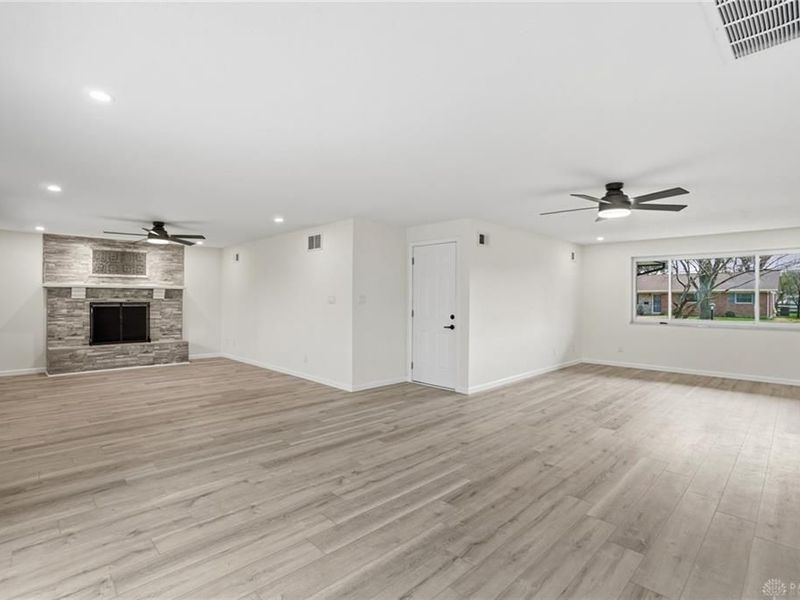 1039 Independence Drive, Kettering, OH 45429 Photo 17