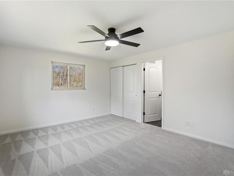 1039 Independence Drive, Kettering, OH 45429 Photo 18